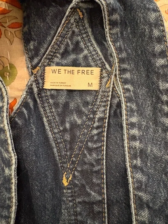 We The Free Good Luck Barrel Overalls in Medium - Picture 7 of 9
